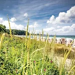 Salzhaff In *